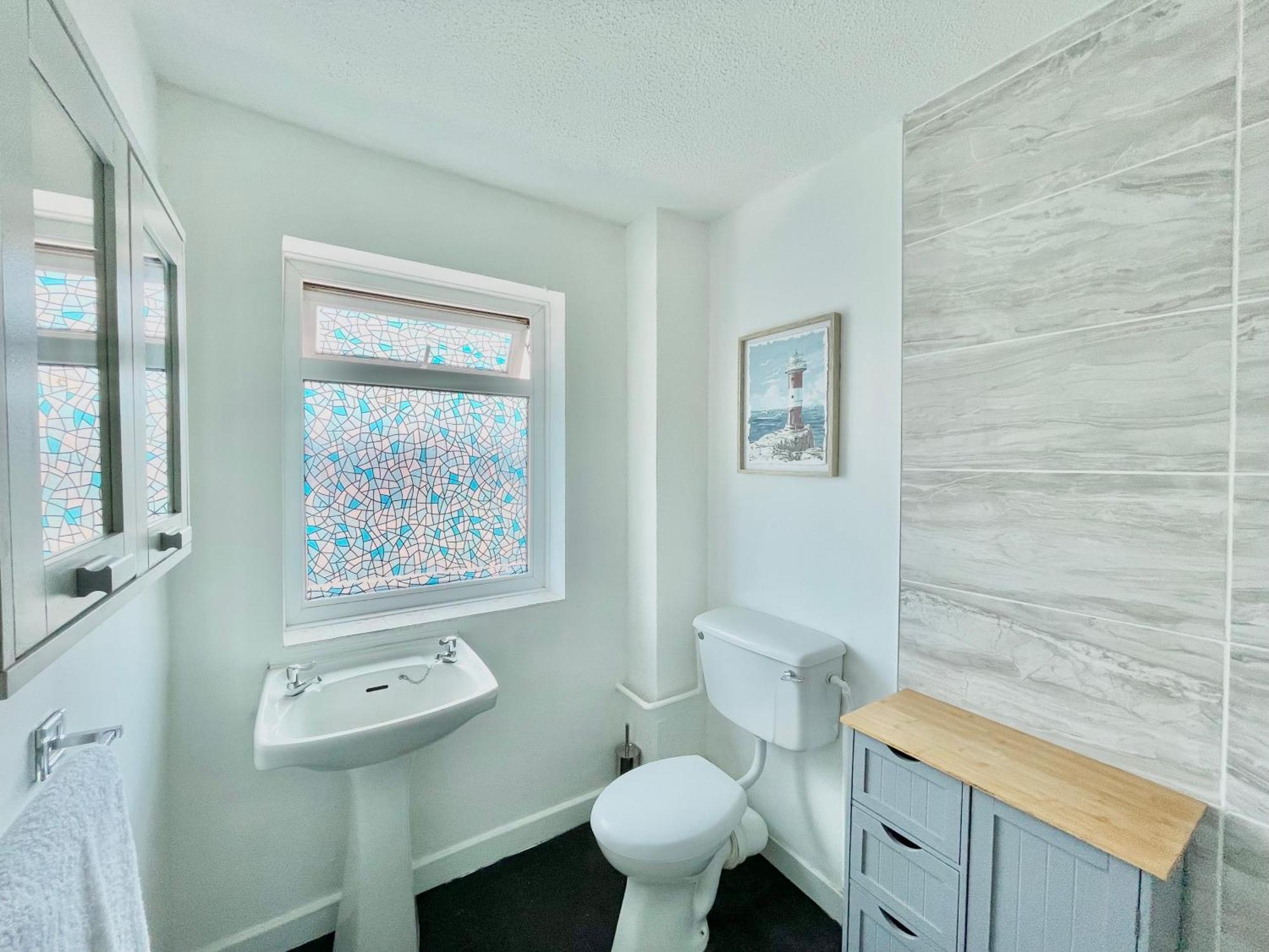 Cae Glas Apartments Хоулихед Екстериор снимка