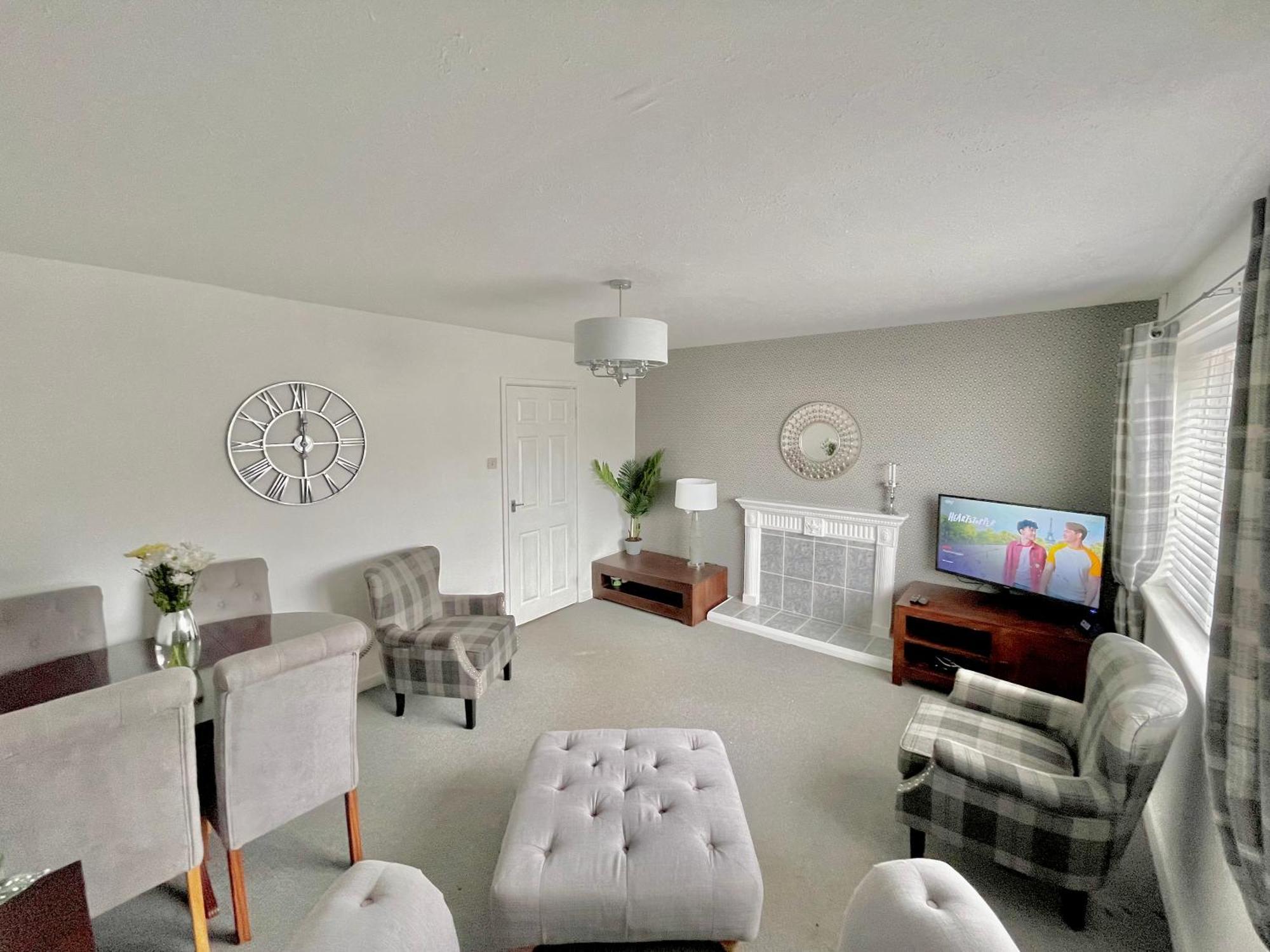 Cae Glas Apartments Хоулихед Екстериор снимка