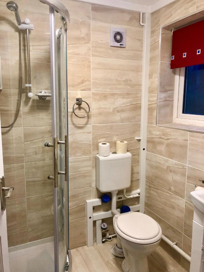 Cae Glas Apartments Хоулихед Екстериор снимка